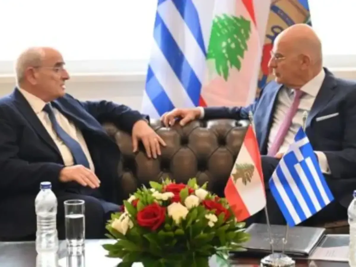 &Delta;έ&nu;&delta;&iota;&alpha;&sigmaf;: &Eta; &Epsilon;&lambda;&lambda;ά&delta;&alpha; &chi;&alpha;&rho;ί&zeta;&epsilon;&iota; &tau;&epsilon;&theta;&omega;&rho;&alpha;&kappa;&iota;&sigma;&mu;έ&nu;&alpha; &omicron;&chi;ή&mu;&alpha;&tau;&alpha; &sigma;&tau;&omicron;&nu; &Lambda;ί&beta;&alpha;&nu;&omicron;