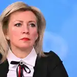 <div>Η στημένη ερώτηση δημοσιογράφου στη Ζαχάροβα κατά της Ελλάδας & η ρωσική ”αμνησία” για τη στρατιωτική συνεργασία Τουρκίας-Ουκρανίας</div>