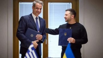 Φορτηγά με Ελληνικά άρματα ταξιδεύουν μέσω Ουγγαρίας με κατεύθυνση την Ουκρανία