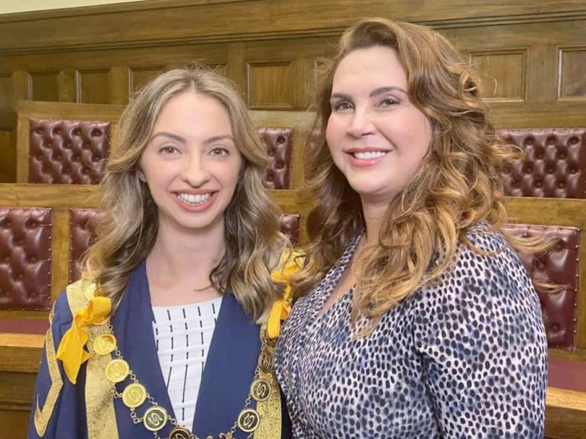 Η Jami Klisaris μηνύει τον επικεφαλής του Council Watch για συκοφαντία