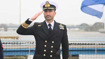 &Omicron; &Alpha;&nu;&tau;&iota;&pi;&lambda;&omicron;ί&alpha;&rho;&chi;&omicron;&sigmaf; &Iota;&omega;ά&nu;&nu;&eta;&sigmaf; &Kappa;&iota;&zeta;ά&nu;&eta;&sigmaf; &epsilon;ί&nu;&alpha;&iota; &omicron; έ&mu;&pi;&epsilon;&iota;&rho;&omicron;&sigmaf; &kappa;&upsilon;&beta;&epsilon;&rho;&nu;ή&tau;&eta;&sigmaf; &tau;&eta;&sigmaf; &phi;&rho;&epsilon;&gamma;ά&tau;&alpha;&sigmaf; &Kappa;&iota;&mu;&omega;&nu;