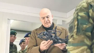 Προβληματισμός στην Τουρκία από τη δήλωση Δένδια-Μilliyet: ”Στόχος της Ελλάδας η παραγωγή 1.000 drones τον μήνα”