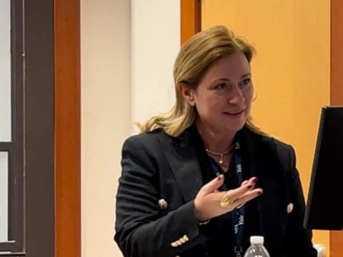 Στη Νέα Υόρκη η Μάιρα Μυρογιάννη: Επαφές με φορείς της Ομογένειας και συμμετοχή σε συνέδρια