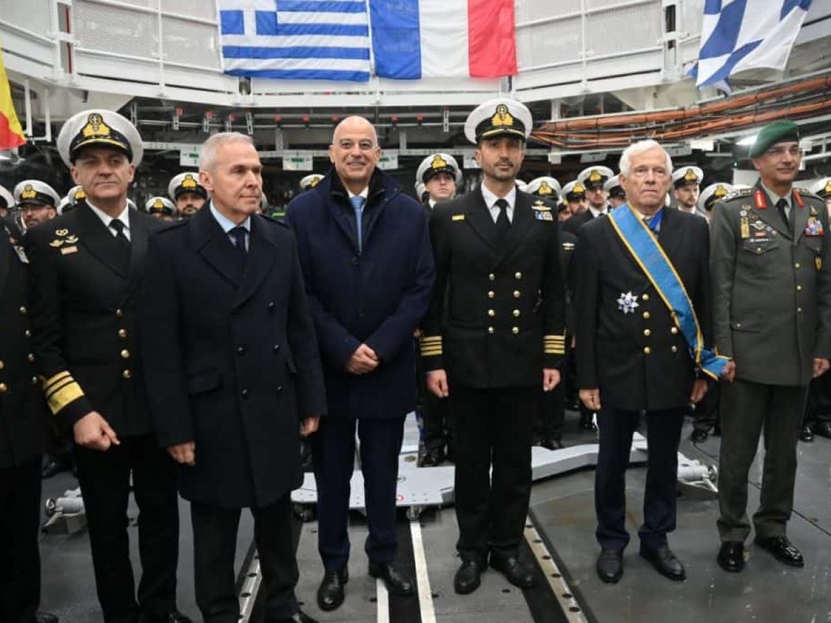 Τελετή ονοματοδοσίας και ύψωσης Ελληνικής Σημαίας στην ΚΙΜΩΝ (F 601)
