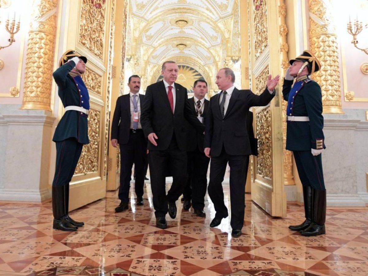 Eί&nu;&alpha;&iota; &epsilon;&pi;ί&sigma;&eta;&mu;&omicron;: &Rho;&omega;&sigma;&iota;&kappa;ή &alpha;&sigma;ύ&mu;&mu;&epsilon;&tau;&rho;&eta; &epsilon;&pi;ί&theta;&epsilon;&sigma;&eta; &kappa;&alpha;&tau;ά &tau;&eta;&sigmaf; &Kappa;ύ&pi;&rho;&omicron;&upsilon;-&Iota;&sigma;&rho;&alpha;ή&lambda; & &Eta;&Pi;&Alpha; &beta;&omicron;&eta;&theta;&omicron;ύ&nu; &tau;&eta; &Lambda;&epsilon;&upsilon;&kappa;&omega;&sigma;ί&alpha; &sigma;&tau;&iota;&sigmaf; έ&rho;&epsilon;&upsilon;&nu;&epsilon;&sigmaf;-&Omicron;&iota; &pi;&rho;&epsilon;&sigma;&beta;&epsilon;ί&epsilon;&sigmaf; &tau;&eta;&sigmaf; &Rho;&omega;&sigma;ί&alpha;&sigmaf; &sigma;&tau;&eta;&nu; &Alpha;&theta;ή&nu;&alpha; & &sigma;&tau;&eta; &Lambda;&epsilon;&upsilon;&kappa;&omega;&sigma;ί&alpha; έ&chi;&omicron;&upsilon;&nu; &alpha;&nu;&alpha;&delta;&epsilon;&iota;&chi;&theta;&epsilon;ί &sigma;&epsilon; &ldquo;&sigma;&phi;&eta;&kappa;&omicron;&phi;&omega;&lambda;&iota;έ&sigmaf;&rdquo; &alpha;&nu;&theta;&epsilon;&lambda;&lambda;&eta;&nu;&iota;&sigma;&mu;&omicron;ύ