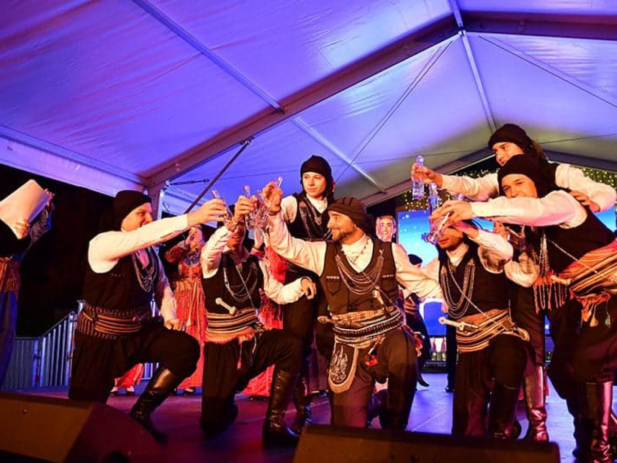 &Phi;&omega;&sigmaf; &Pi;ό&nu;&tau;&omicron;&upsilon; &sigma;&tau;&omicron; &Pi;ά&rho;&kappa;&omicron; &Tau;&rho;ί&tau;&sigma;&eta;: &Omicron; &laquo;&Phi;ά&rho;&omicron;&sigmaf;&raquo; &sigma;&tau;&omicron; &Mu;&alpha;&gamma;&iota;&kappa;ό &Chi;&omega;&rho;&iota;ό &tau;&omega;&nu; &Delta;ή&mu;&omega;&nu;