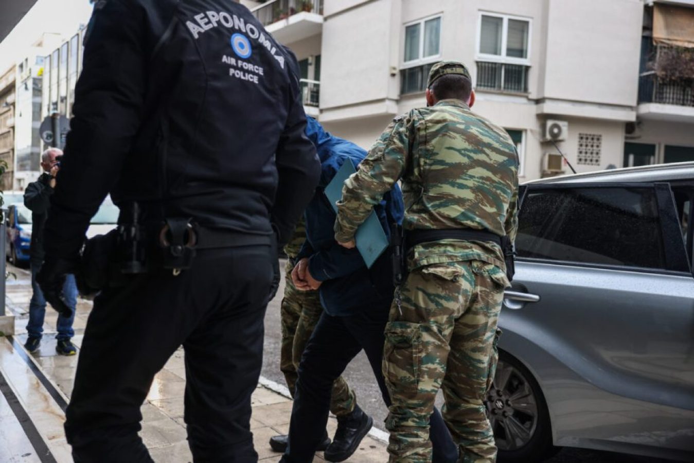 &Delta;&alpha;&beta;ά&kappa;&eta;&sigmaf;: &Alpha;&phi;ή&nu;&epsilon;&iota; &alpha;&nu;&omicron;&iota;&chi;&tau;ή &tau;&eta;&nu; &alpha;&phi;&alpha;ί&rho;&epsilon;&sigma;&eta; &iota;&theta;&alpha;&gamma;έ&nu;&epsilon;&iota;&alpha;&sigmaf; &alpha;&pi;ό &tau;&omicron;&nu; &sigma;&mu;ή&nu;&alpha;&rho;&chi;&omicron; &pi;&omicron;&upsilon; &kappa;&alpha;&tau;&eta;&gamma;&omicron;&rho;&epsilon;ί&tau;&alpha;&iota; &gamma;&iota;&alpha; &kappa;&alpha;&tau;&alpha;&sigma;&kappa;&omicron;&pi;&epsilon;ί&alpha;