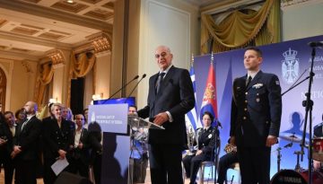 Δένδιας: Επιδιώκουμε την περαιτέρω αμυντική συνεργασία με την Σερβία μέσω «Ατζέντας 2030» και ΕΛΚΑΚ