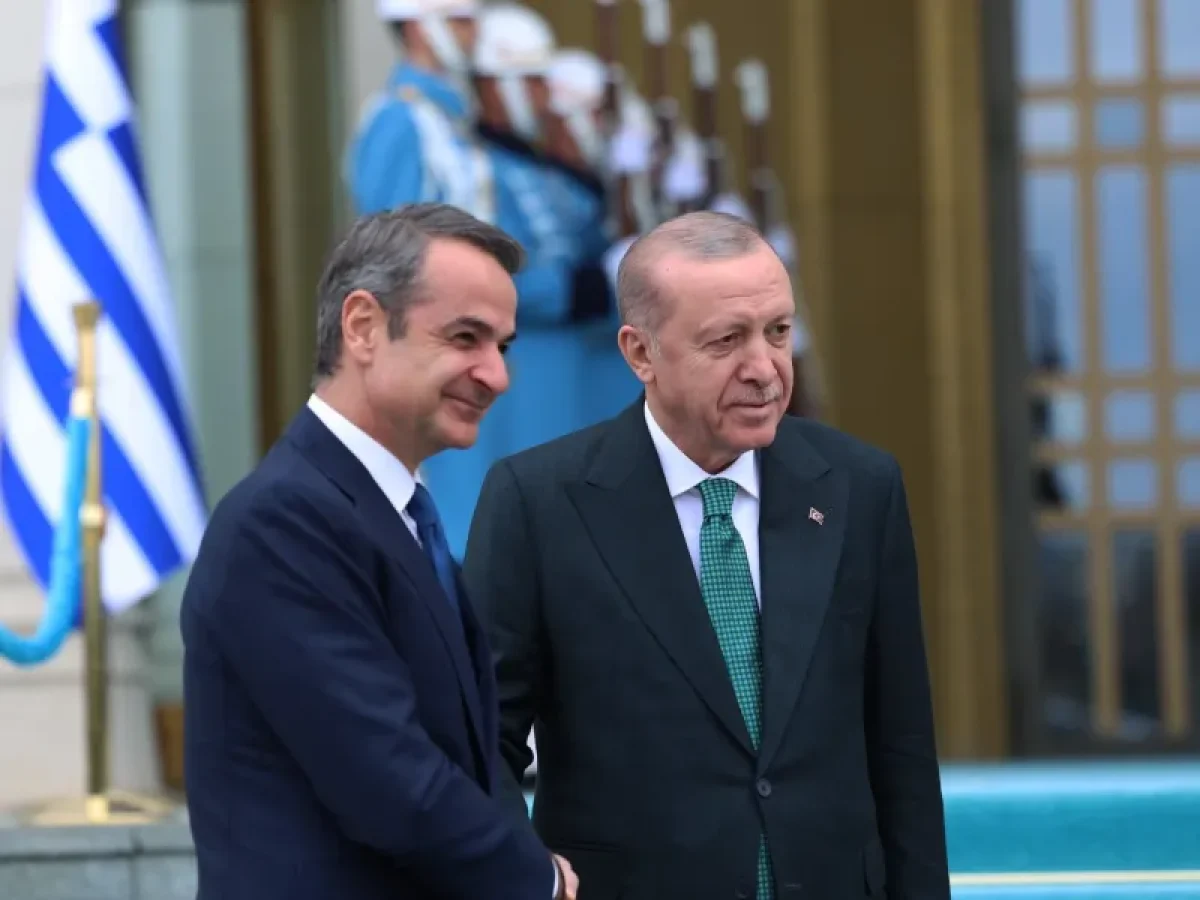 Τι αναφέρει το Bloomberg για τη συνάντηση Μητσοτάκη-Ερντογάν (συνοπτικά)