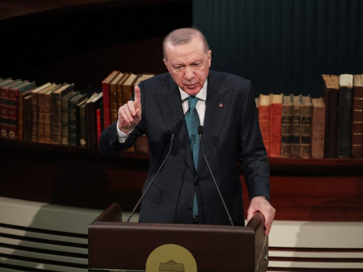 Ερντογάν λίγο πριν τη συνάντηση με Μητσοτάκη: Θέλουμε ειρήνη και ασφάλεια για εμάς, τους γείτονές μας και όλες τις αδελφές χώρες