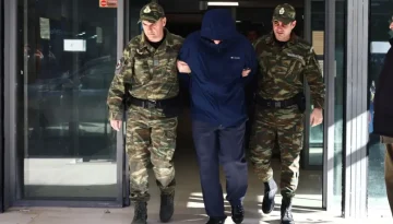 &Upsilon;&pi;ό&theta;&epsilon;&sigma;&eta; &kappa;&alpha;&tau;&alpha;&sigma;&kappa;&omicron;&pi;&epsilon;ί&alpha;&sigmaf; &sigma;&mu;&eta;&nu;ά&rho;&chi;&omicron;&upsilon;: &Alpha;&nu;&tau;&iota;&mu;έ&tau;&omega;&pi;&omicron;&sigmaf; &mu;&epsilon; &tau;&eta;&nu; &pi;&omicron;&iota;&nu;ή &tau;&omega;&nu; &iota;&sigma;&omicron;&beta;ί&omega;&nu; &kappa;&alpha;&iota; &tau;&eta;&nu; &alpha;&phi;&alpha;ί&rho;&epsilon;&sigma;&eta; &tau;&eta;&sigmaf; &epsilon;&lambda;&lambda;&eta;&nu;&iota;&kappa;ή&sigmaf; &iota;&theta;&alpha;&gamma;έ&nu;&epsilon;&iota;&alpha;&sigmaf;-&Pi;ώ&sigmaf; &ldquo;έ&sigma;&pi;&alpha;&sigma;&epsilon;&rdquo; &omicron; 54&chi;&rho;&omicron;&nu;&omicron;&sigmaf; &sigma;&mu;ή&nu;&alpha;&rho;&chi;&omicron;&sigmaf;