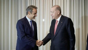 Τα βασικά σημεία αναλύσης της «γλώσσα σώματος» της συνάντησης Μητσοτάκη-Ερντογάν