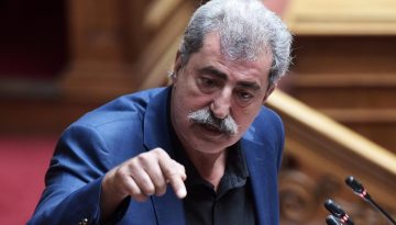 Πολάκης «στρέφει τα βέλη» σε Τσίπρα και ΠΑΣΟΚ
