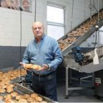 &Sigma;&tau;&alpha; &delta;&iota;&kappa;&alpha;&sigma;&tau;ή&rho;&iota;&alpha; &omicron;&iota; &alpha;&pi;ό&gamma;&omicron;&nu;&omicron;&iota; &tau;&omicron;&upsilon; &Gamma;&iota;ώ&rho;&gamma;&omicron;&upsilon; &Mu;&epsilon;&nu;&epsilon;&gamma;ά&tau;&omicron;&upsilon; &sigma;&tau;&eta; &Nu;έ&alpha; &Upsilon;ό&rho;&kappa;&eta;