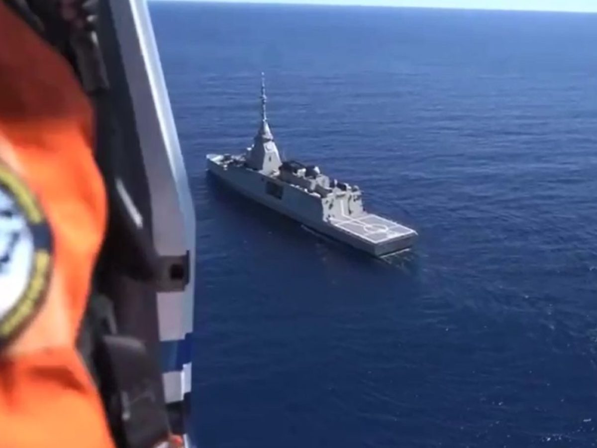 &Phi;&rho;&epsilon;&gamma;ά&tau;&alpha; &laquo;&Kappa;&Iota;&Mu;&Omega;&Nu;&raquo;: &Sigma;&upsilon;&mu;&mu;&epsilon;&tau;&omicron;&chi;ή &sigma;&epsilon; ά&sigma;&kappa;&eta;&sigma;&eta; έ&rho;&epsilon;&upsilon;&nu;&alpha;&sigmaf; &ndash; &delta;&iota;ά&sigma;&omega;&sigma;&eta;&sigmaf; &sigma;&tau;&eta;&nu; &Kappa;ύ&pi;&rho;&omicron; [vid]