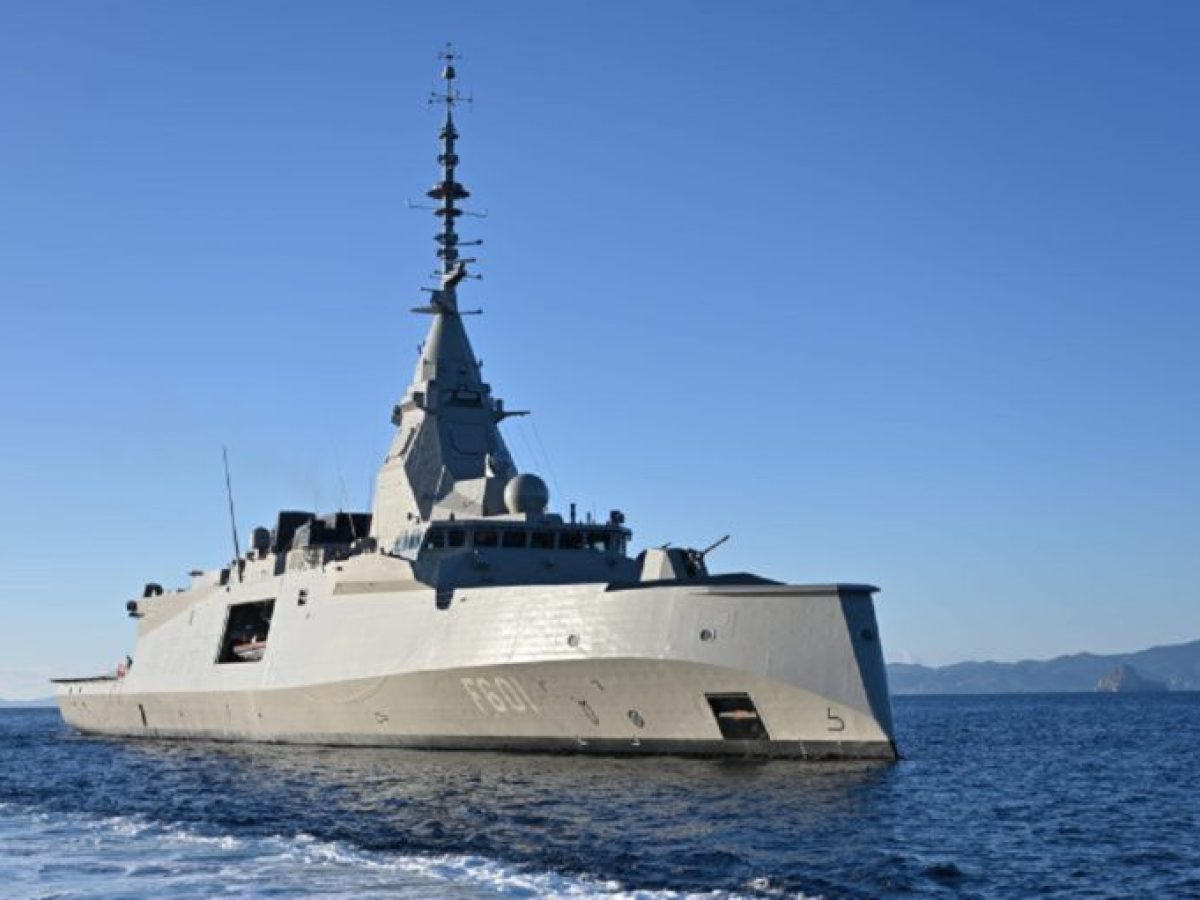 &Phi;&rho;&epsilon;&gamma;ά&tau;&epsilon;&sigmaf; &laquo;&Kappa;ί&mu;&omega;&nu;&raquo; &kappa;&alpha;&iota; &laquo;&Psi;&alpha;&rho;ά&raquo; &sigma;&tau;&eta;&nu; ά&sigma;&kappa;&eta;&sigma;&eta; &laquo;&Sigma;&alpha;&lambda;&alpha;&mu;ί&sigmaf;&raquo; &sigma;&tau;&eta;&nu; &Kappa;ύ&pi;&rho;&omicron;