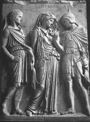 Γιώργος Βενετσάνος: Η «Πυραμίδα» της Θήβας και το Μυστικό των Διδύμων