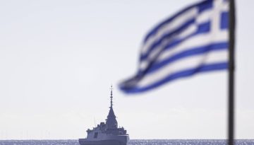&Omicron;&iota; &phi;&rho;&epsilon;&gamma;ά&tau;&epsilon;&sigmaf; &Kappa;&Iota;&Mu;&Omega;&Nu; &kappa;&alpha;&iota; &Psi;&Alpha;&Rho;&Alpha; &mu;&alpha;&zeta;ί &mu;&epsilon; F-16V &gamma;&iota;&alpha; &tau;&eta;&nu; &pi;&rho;&omicron;&sigma;&tau;&alpha;&sigma;ί&alpha; &tau;&eta;&sigmaf; &Kappa;ύ&pi;&rho;&omicron;&upsilon;
