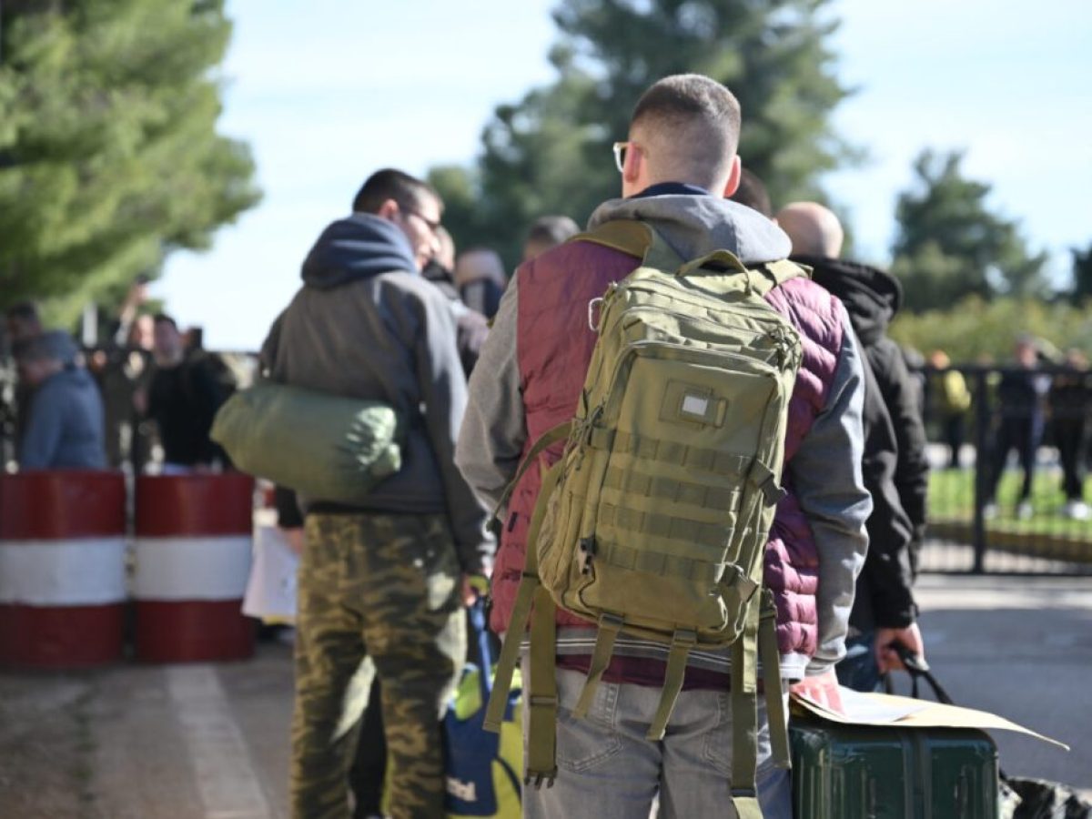 Κατάθεση δελτίου απογραφής στρατεύσιμων κλάσεως 2030 – Στις 30/3 η λήξη της προθεσμίας