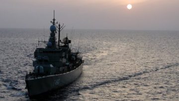 Μια εξωτερική πολιτική που αλλάζει σενάριο χωρίς να αλλάζει ρόλους