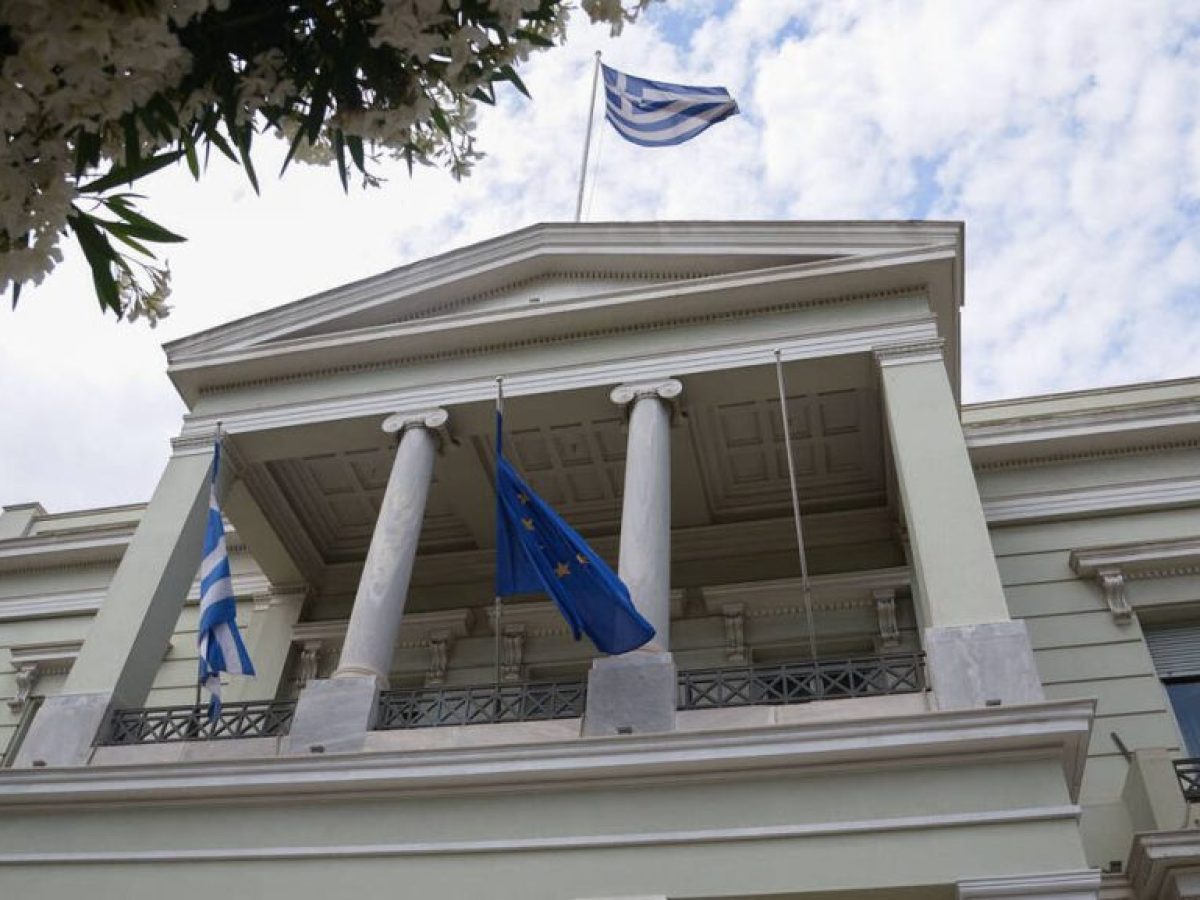 &Alpha;&pi;ά&nu;&tau;&eta;&sigma;&eta; &Upsilon;&Pi;&Epsilon;&Xi; &sigma;&tau;&eta;&nu; &Tau;&omicron;&upsilon;&rho;&kappa;ί&alpha;: &laquo;&Eta; &mu;&epsilon;&iota;&omicron;&nu;ό&tau;&eta;&tau;&alpha; &sigma;&tau;&eta; &Theta;&rho;ά&kappa;&eta; &epsilon;ί&nu;&alpha;&iota; &theta;&rho;&eta;&sigma;&kappa;&epsilon;&upsilon;&tau;&iota;&kappa;ή&raquo;