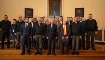 Δαβάκης: Συνάντηση εργασίας με εκπροσώπος ελληνικών εταιρειών αμυντικής βιομηχανίας – Τι συζήτησαν