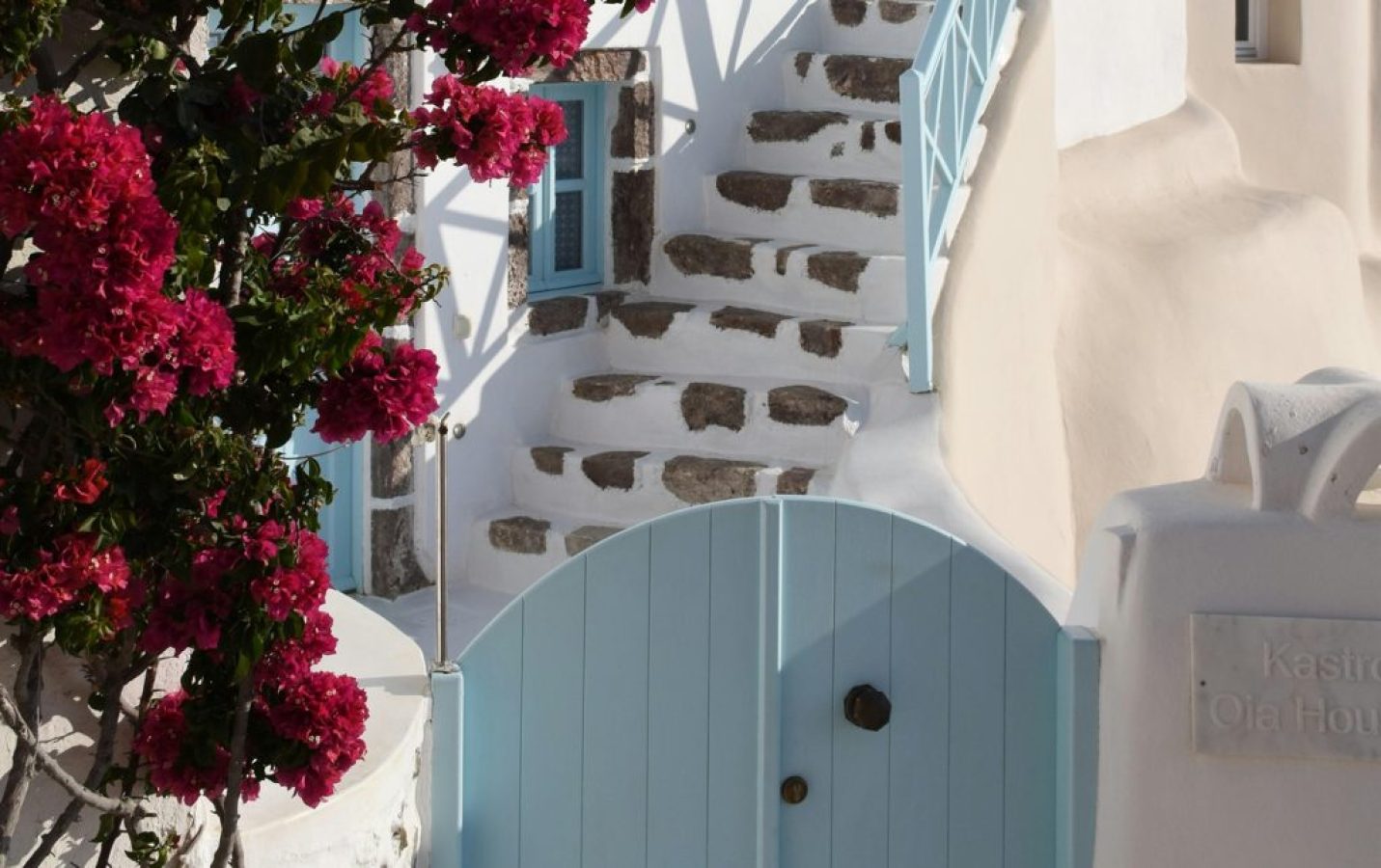 &Eta; &pi;&epsilon;&rho;&iota;&omicron;&chi;ή &tau;&eta;&sigmaf; &Epsilon;&lambda;&lambda;ά&delta;&alpha;&sigmaf; ό&pi;&omicron;&upsilon; &omicron;&iota; &gamma;&epsilon;&nu;&nu;ή&sigma;&epsilon;&iota;&sigmaf; &xi;&epsilon;&pi;&epsilon;&rho;&nu;&omicron;ύ&nu; &tau;&omicron;&upsilon;&sigmaf; &theta;&alpha;&nu;ά&tau;&omicron;&upsilon;&sigmaf; &epsilon;&delta;ώ &kappa;&alpha;&iota; &mu;&iota;&sigma;ό &alpha;&iota;ώ&nu;&alpha;