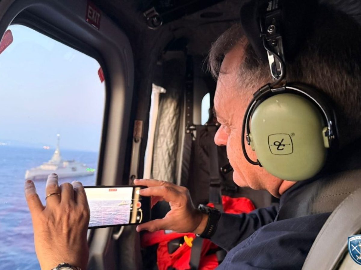 Ο Αρχηγός ΓΕΝ στην Κύπρο: Επισκέφθηκε τις φρεγάτες «ΚΙΜΩΝ», «ΨΑΡΑ» και «ΕΛΛΗ» [pics]