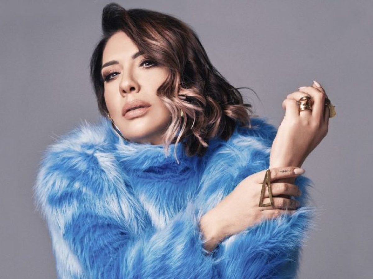 Απαγορεύτηκε η είσοδος στην Ελλάδα σε Τουρκοκύπρια τραγουδίστρια – Είχε προκαλέσει σε συναυλία στην Κομοτηνή-Από τους ύμνους για την σφαγή των Ελλήνων στην πτήση επιστροφής με εντολή ΥΠΕΞ