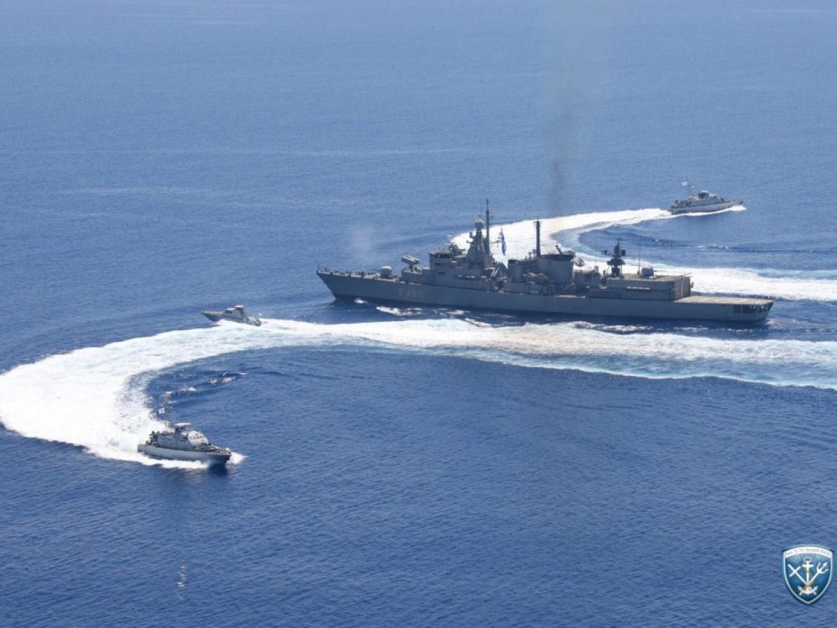 Ελλάδα και Κύπρος «κλείδωσαν» τη θάλασσα: Άσκηση υψηλής ετοιμότητας με τη φρεγάτα «Έλλη»