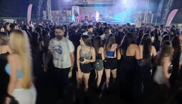 &Omicron; &laquo;&Alpha;&kappa;&rho;&iota;&tau;&iota;&kappa;ό&sigmaf; &Kappa;ύ&kappa;&lambda;&omicron;&sigmaf;&raquo; &mu;&pi;&alpha;ί&nu;&epsilon;&iota; &sigma;&tau;&omicron; &pi;&iota;&omicron; &delta;&upsilon;&nu;&alpha;&tau;ό &tau;&omicron;&upsilon; &delta;&iota;ή&mu;&epsilon;&rho;&omicron;: &Gamma;&lambda;έ&nu;&tau;&iota;, &chi;&omicron;&rho;ό&sigmaf; &kappa;&alpha;&iota; &pi;&omicron;&nu;&tau;&iota;&alpha;&kappa;ό &alpha;&nu;&tau;ά&mu;&omega;&mu;&alpha; &sigma;&tau;&omicron; &Kappa;&alpha;&rho;&alpha;&tau;ά&sigma;&iota;&omicron;&upsilon;