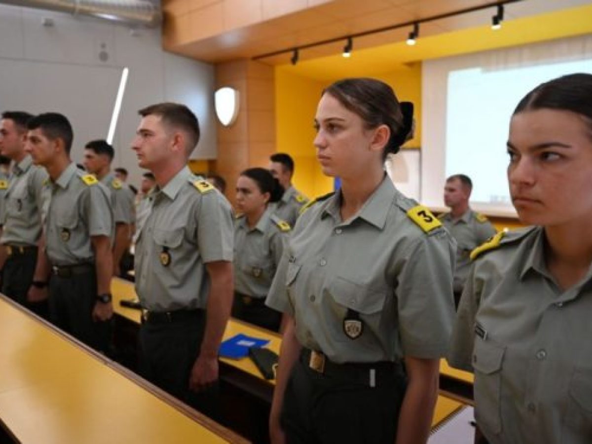 &Gamma;&Epsilon;&Epsilon;&Theta;&Alpha;: &Delta;&eta;&mu;&omicron;&sigma;&iota;&epsilon;ύ&theta;&eta;&kappa;&epsilon; &eta; &sigma;&upsilon;&mu;&pi;&lambda;&eta;&rho;&omega;&mu;&alpha;&tau;&iota;&kappa;ή &pi;&rho;&omicron;&kappa;ή&rho;&upsilon;&xi;&eta; &delta;&iota;&alpha;&gamma;&omega;&nu;&iota;&sigma;&mu;&omicron;ύ &gamma;&iota;&alpha; &tau;&iota;&sigmaf; &Sigma;&tau;&rho;&alpha;&tau;&iota;&omega;&tau;&iota;&kappa;έ&sigmaf; &Sigma;&chi;&omicron;&lambda;έ&sigmaf;