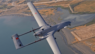 &Tau;&omicron;&upsilon;&rho;&kappa;&iota;&kappa;ό UAV &pi;ά&nu;&omega; &alpha;&pi;ό &tau;&omicron; &Phi;&alpha;&rho;&mu;&alpha;&kappa;&omicron;&nu;ή&sigma;&iota; &ndash; &Nu;έ&epsilon;&sigmaf; &pi;&alpha;&rho;&alpha;&beta;&iota;ά&sigma;&epsilon;&iota;&sigmaf; &sigma;&tau;&omicron; &Alpha;&iota;&gamma;&alpha;ί&omicron;- veteranos |&Epsilon;&theta;&nu;&iota;&kappa;ά &Theta;έ&mu;&alpha;&tau;&alpha;