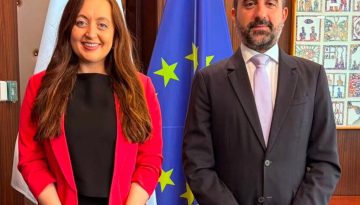 &Omicron; &Upsilon;&phi;&upsilon;&pi;&omicron;&upsilon;&rho;&gamma;ό&sigmaf; &Mu;&epsilon;&tau;&alpha;&nu;ά&sigma;&tau;&epsilon;&upsilon;&sigma;&eta;&sigmaf; &tau;&eta;&sigmaf; &Kappa;ύ&pi;&rho;&omicron;&upsilon; &sigma;&tau;&eta;&nu; &Alpha;&upsilon;&sigma;&tau;&rho;&alpha;&lambda;ί&alpha; &gamma;&iota;&alpha; &tau;&eta;&nu; &epsilon;&pi;έ&tau;&epsilon;&iota;&omicron; &tau;&eta;&sigmaf; &tau;&omicron;&upsilon;&rho;&kappa;&iota;&kappa;ή&sigmaf; &epsilon;&iota;&sigma;&beta;&omicron;&lambda;ή&sigmaf;