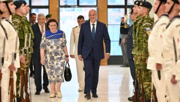&Omicron; &Nu;ί&kappa;&omicron;&sigmaf; &Delta;έ&nu;&delta;&iota;&alpha;&sigmaf; &epsilon;&pi;&iota;&sigma;&kappa;έ&pi;&tau;&epsilon;&tau;&alpha;&iota; &tau;&omicron; &Sigma;ί&delta;&nu;&epsilon;ϊ &ndash; &Sigma;&tau;&omicron; &epsilon;&pi;ί&kappa;&epsilon;&nu;&tau;&rho;&omicron; &eta; &alpha;&sigma;&phi;ά&lambda;&epsilon;&iota;&alpha; &sigma;&tau;&eta; &Nu;&omicron;&tau;&iota;&omicron;&alpha;&nu;&alpha;&tau;&omicron;&lambda;&iota;&kappa;ή &Mu;&epsilon;&sigma;ό&gamma;&epsilon;&iota;&omicron;