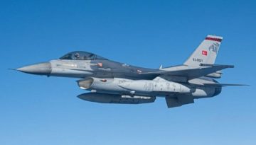 &Mu;&epsilon; &omicron;&pi;&lambda;&iota;&sigma;&mu;έ&nu;&alpha; F-16 &eta; &Tau;&omicron;&upsilon;&rho;&kappa;ί&alpha; &pi;&rho;&omicron;&kappa;&alpha;&lambda;&epsilon;ί &sigma;&tau;&omicron; &Alpha;&iota;&gamma;&alpha;ί&omicron; &ndash; &Pi;&alpha;&rho;&alpha;&beta;ά&sigma;&epsilon;&iota;&sigmaf; &kappa;&alpha;&iota; &pi;&alpha;&rho;&alpha;&beta;&iota;ά&sigma;&epsilon;&iota;&sigmaf; &alpha;&pi;ό έ&xi;&iota; &tau;&omicron;&upsilon;&rho;&kappa;&iota;&kappa;ά &alpha;&epsilon;&rho;&omicron;&sigma;&kappa;ά&phi;&eta;