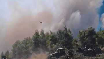 &Omicron;&iota; Έ&nu;&omicron;&pi;&lambda;&epsilon;&sigmaf; &Delta;&upsilon;&nu;ά&mu;&epsilon;&iota;&sigmaf; &beta;&rho;ί&sigma;&kappa;&omicron;&nu;&tau;&alpha;&iota; &sigma;&tau;&eta;&nu; &laquo;&pi;&rho;ώ&tau;&eta; &gamma;&rho;&alpha;&mu;&mu;ή&raquo; &gamma;&iota;&alpha; &tau;&eta;&nu; &alpha;&nu;&tau;&iota;&mu;&epsilon;&tau;ώ&pi;&iota;&sigma;&eta; &tau;&omega;&nu; &pi;&upsilon;&rho;&kappa;&alpha;&gamma;&iota;ώ&nu;