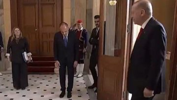 &Sigma;&upsilon;&gamma;&chi;&alpha;&rho;&eta;&tau;ή&rho;&iota;&alpha; &alpha;&pi;ό &tau;&omicron; &tau;&omicron;&upsilon;&rho;&kappa;&iota;&kappa;ό &Upsilon;&Pi;&Epsilon;&Theta;&Alpha; &gamma;&iota;&alpha; &tau;&eta;&nu; &mu;&epsilon;&tau;&alpha;&kappa;ί&nu;&eta;&sigma;&eta; &tau;&omega;&nu; Patriot &alpha;&pi;ό &tau;&eta;&nu; &Kappa;ά&rho;&pi;&alpha;&theta;&omicron; &sigma;&tau;&eta;&nu; &Kappa;&rho;ή&tau;&eta; &kappa;&alpha;&iota; &epsilon;&iota;&sigmaf; &kappa;&alpha;&tau;ώ&tau;&epsilon;&rho;&alpha;