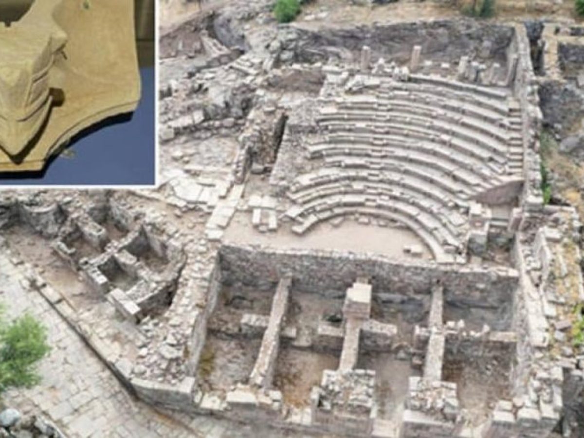 &Tau;&omicron; &alpha;&rho;&chi;&alpha;ί&omicron; &eta;&lambda;&iota;&alpha;&kappa;ό &rho;&omicron;&lambda;ό&iota; &tau;&eta;&sigmaf; &Alpha;&iota;&gamma;&alpha;ί&alpha;&sigmaf;: Έ&nu;&alpha; &alpha;&rho;&iota;&sigma;&tau;&omicron;ύ&rho;&gamma;&eta;&mu;&alpha; &epsilon;&lambda;&lambda;&eta;&nu;&iota;&kappa;ή&sigmaf; &epsilon;&pi;&iota;&sigma;&tau;ή&mu;&eta;&sigmaf;