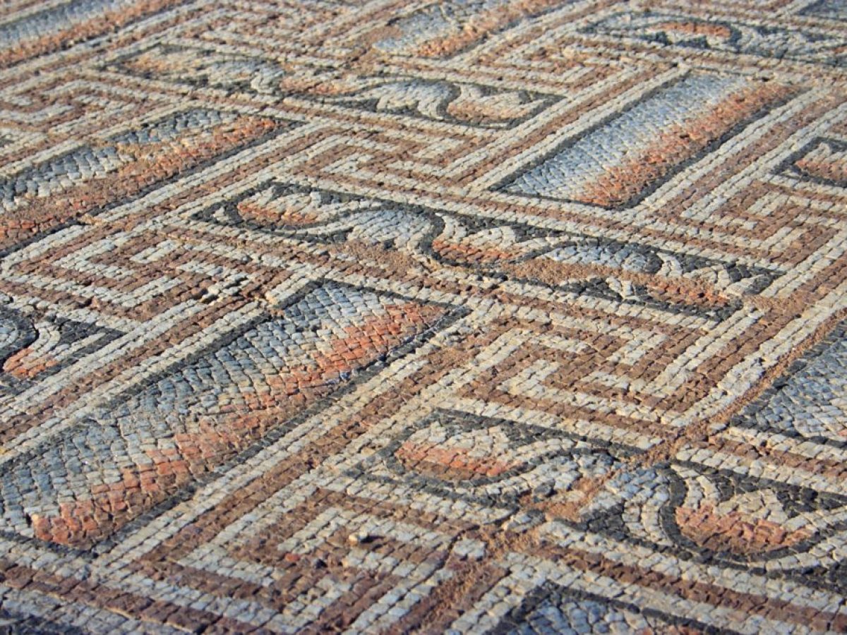 ancient-mosaic-floor-pixabay-scaled-1