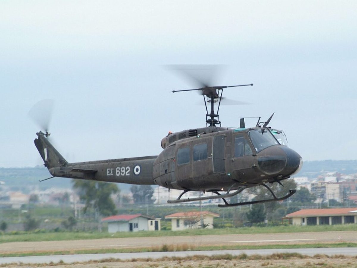 &Alpha;&pi;ώ&lambda;&epsilon;&iota;&alpha; &epsilon;&lambda;&iota;&kappa;&omicron;&pi;&tau;έ&rho;&omicron;&upsilon; UH-1H &ndash; &Delta;&omicron;ύ&rho;&epsilon;&iota;&omicron;&sigmaf; Ί&pi;&pi;&omicron;&sigmaf;