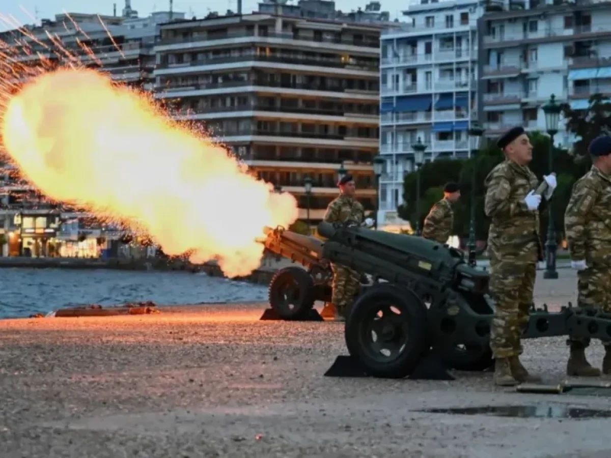 &Eta; &Epsilon;&lambda;&lambda;ά&delta;&alpha; &pi;&alpha;&rho;&omicron;&upsilon;&sigma;ί&alpha;&sigma;&epsilon; &nu;έ&alpha; &sigma;&upsilon;&sigma;&tau;ή&mu;&alpha;&tau;&alpha; &kappa;&alpha;&tau;ά &tau;&omega;&nu; drones &kappa;&alpha;&iota; &tau;&omega;&nu; &alpha;&nu;&tau;&iota;&pi;&upsilon;&rho;&alpha;&upsilon;&lambda;&iota;&kappa;ώ&nu; &sigma;&upsilon;&sigma;&tau;&eta;&mu;ά&tau;&omega;&nu; &sigma;&tau;&eta;&nu; &sigma;&tau;&rho;&alpha;&tau;&iota;&omega;&tau;&iota;&kappa;ή &pi;&alpha;&rho;έ&lambda;&alpha;&sigma;&eta; &sigma;&tau;&eta; &Theta;&epsilon;&sigma;&sigma;&alpha;&lambda;&omicron;&nu;ί&kappa;&eta; (&Beta;&omicron;&upsilon;&lambda;&gamma;&alpha;&rho;&iota;&kappa;ό &delta;&eta;&mu;&omicron;&sigma;ί&epsilon;&upsilon;&mu;&alpha;)